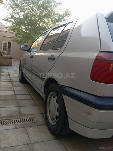 Volkswagen Golf 1992, 250,000 km - 1.6 l - Sumqayıt