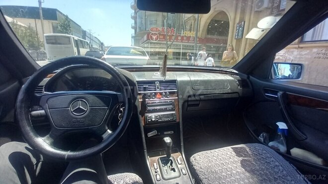 Mercedes C 250 1998, 568,846 km - 2.5 l - Bakı