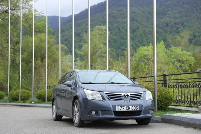 Toyota Avensis 2009, 360,000 km - 2.0 л - Qəbələ
