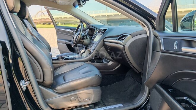 Ford Fusion (North America)-12