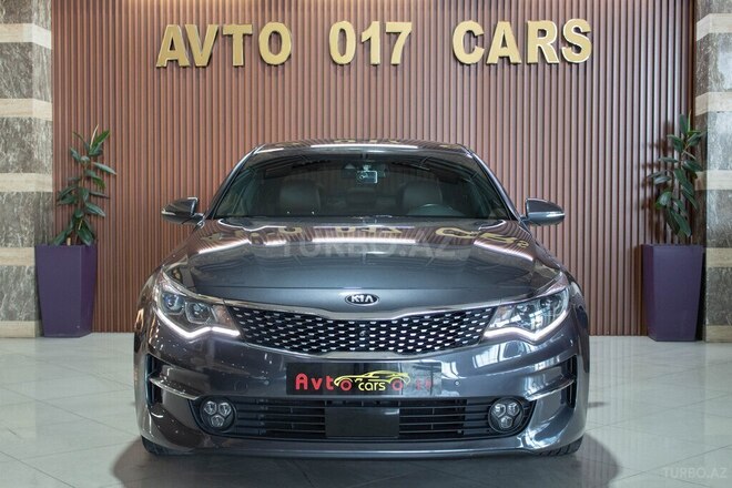 Kia K5-1
