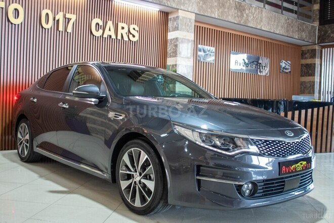 Kia K5-3