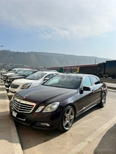 Mercedes E 220 d 2010, 302,000 km - 2.2 l - Bakı