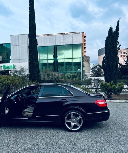 Mercedes E 220 d 2010, 302,000 km - 2.2 l - Bakı
