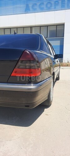 Mercedes C 230 2000, 318,000 km - 2.3 л - Bakı