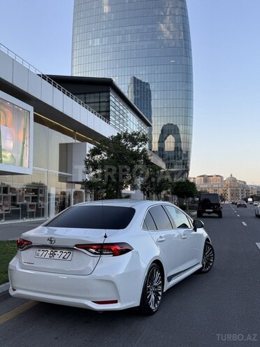 Toyota Corolla 2021, 72,000 km - 1.6 l - Bakı