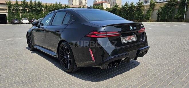 BMW M5-7