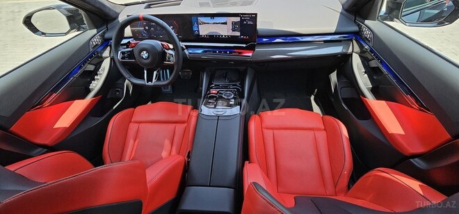 BMW M5-13