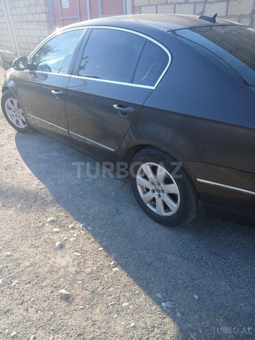 Volkswagen Passat 2006, 272,000 km - 2.0 l - Şəmkir