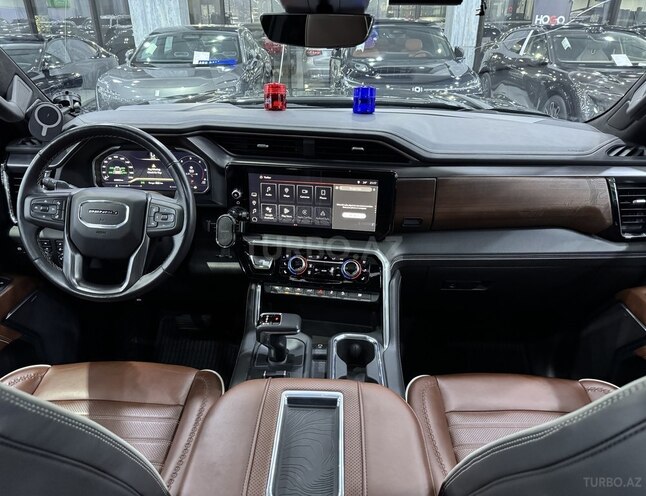 GMC  2022, 25,600 km - 3.0 l - Bakı