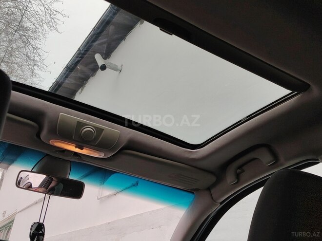 Renault Megane-6
