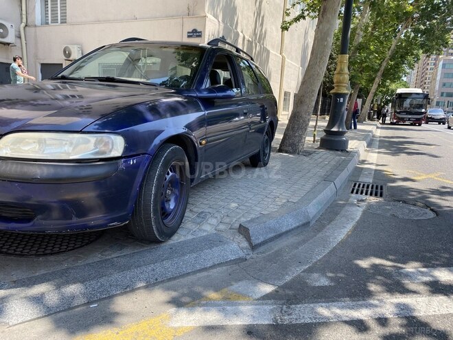 Opel Vectra 1998, 321,000 km - 1.6 l - Bakı