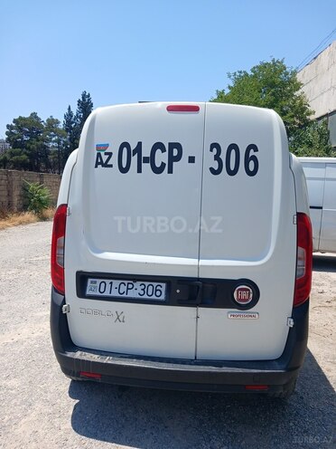 Fiat Doblo 2015, 255,786 km - 1.4 l - Bakı