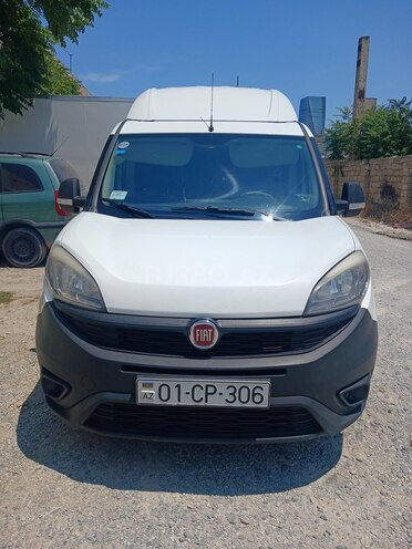 Fiat Doblo 2015, 255,786 km - 1.4 l - Bakı
