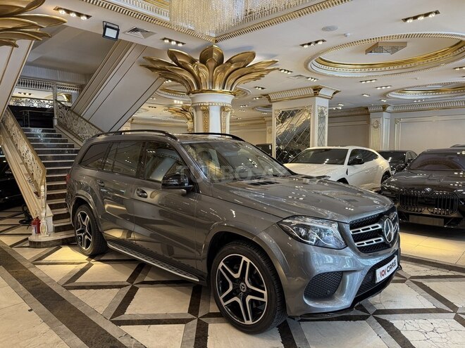 Mercedes GLS 400 4MATIC-2