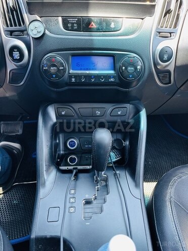 Hyundai ix35 2013, 241,528 km - 2.0 l - Bakı