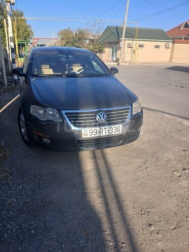 Volkswagen Passat 2005, 272,000 km - 2.0 l - Bakı