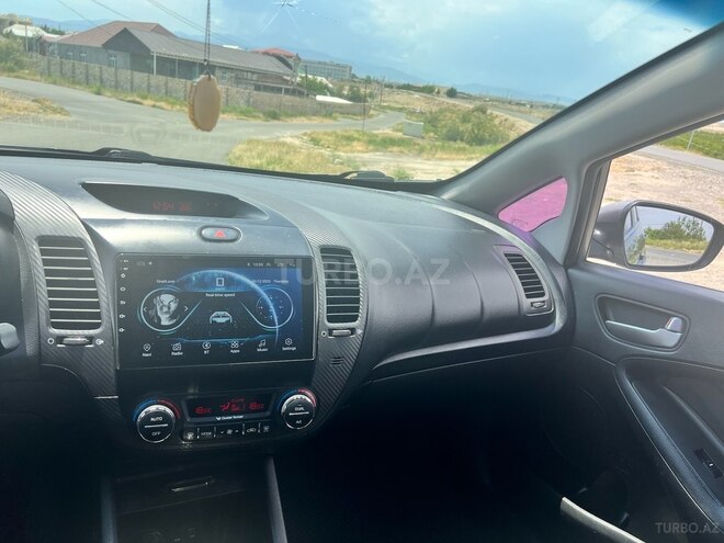 Kia K3 2015, 225,000 km - 1.6 l - Naftalan