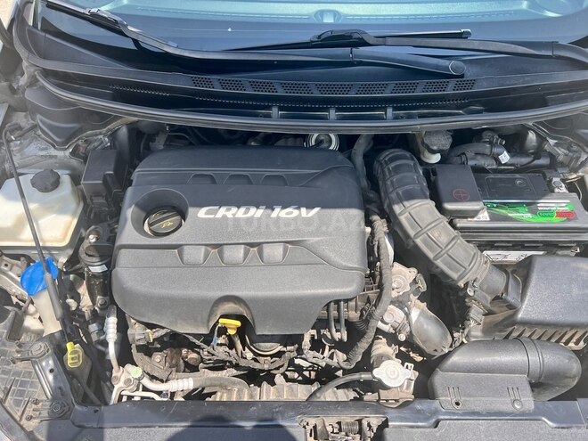 Kia K3 2015, 225,000 km - 1.6 l - Naftalan