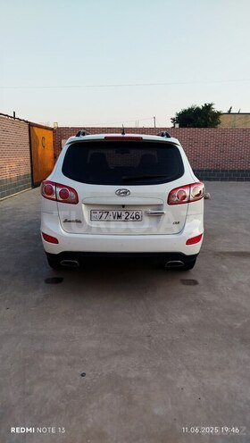 Hyundai Santa Fe-3