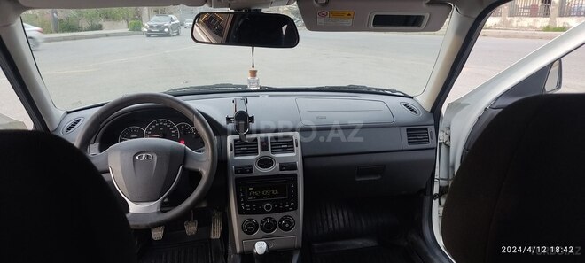 LADA (VAZ) Priora 2013, 190,000 km - 1.6 l - Göyçay
