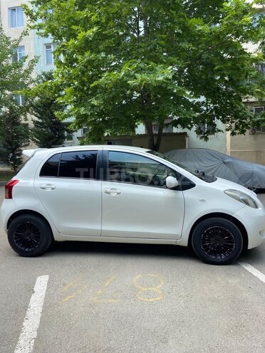Toyota Vitz 2006, 200,090 km - 1.5 л - Bakı