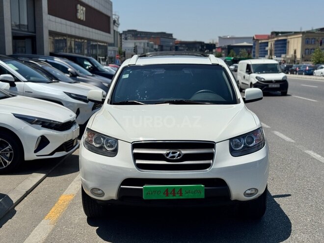 Hyundai Santa Fe-1