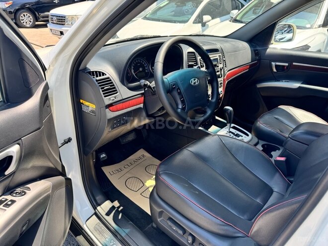 Hyundai Santa Fe-11