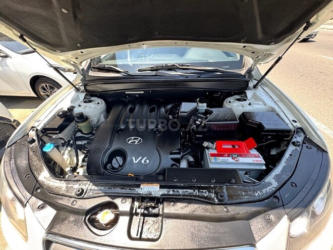 Hyundai Santa Fe-16