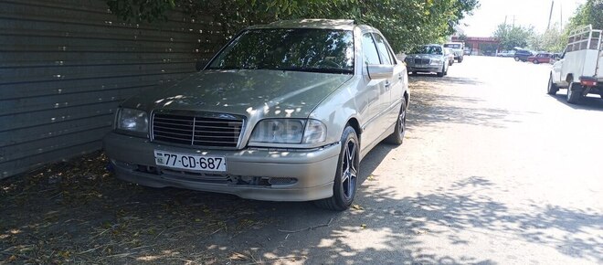 Mercedes C 220 d 1995, 495,657 km - 2.2 l - Biləsuvar