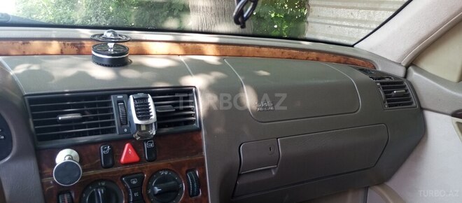 Mercedes C 220 d 1995, 495,657 km - 2.2 l - Biləsuvar