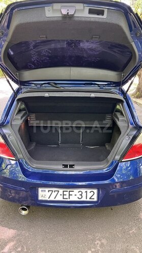 Opel Astra 2004, 270,000 km - 1.4 л - Oğuz
