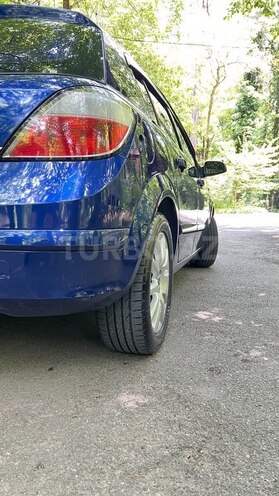Opel Astra 2004, 270,000 km - 1.4 л - Oğuz