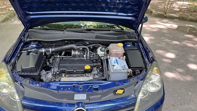 Opel Astra 2004, 270,000 km - 1.4 л - Oğuz