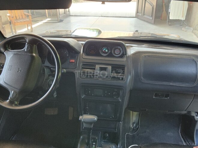 Mitsubishi Pajero 1995, 25,000 km - 2.8 l - Bakı