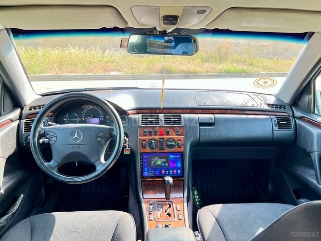 Mercedes E 220 d 1999, 377,200 km - 2.2 l - Bakı