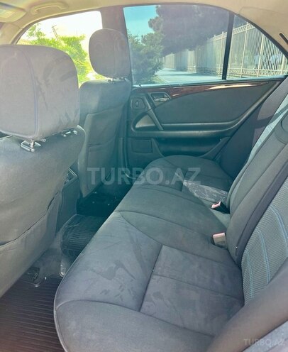 Mercedes E 220 d 1999, 377,200 km - 2.2 l - Bakı