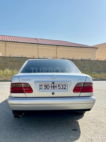 Mercedes E 220 d 1999, 377,200 km - 2.2 l - Bakı