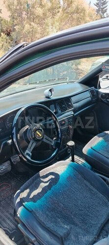 Opel Vectra 1996, 290,000 km - 1.8 л - Bakı