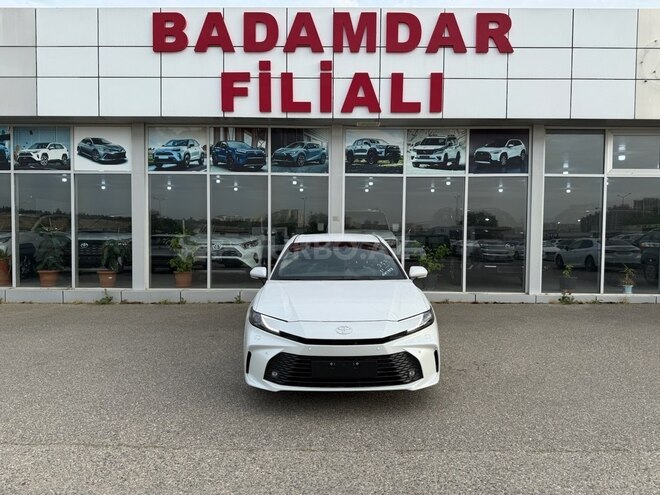 Toyota Camry-1
