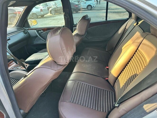 Mercedes E 200 2000, 286,600 km - 2.0 l - Bakı