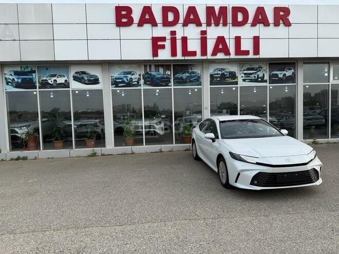 Toyota Camry-5