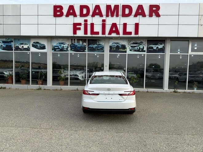 Toyota Camry-4