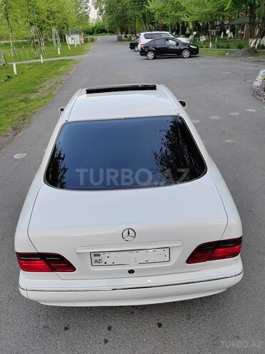 Mercedes E 240 2001, 224,350 km - 2.6 l - Oğuz