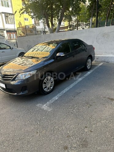 Toyota Corolla 2013, 172,000 km - 1.6 l - Bakı
