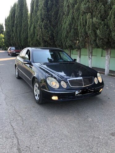 Mercedes E 240 2002, 293,193 km - 2.6 l - Gəncə