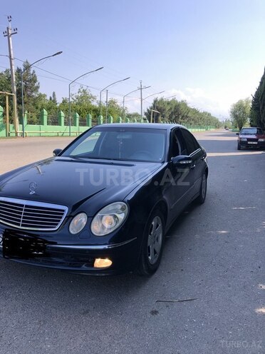 Mercedes E 240 2002, 293,193 km - 2.6 l - Gəncə