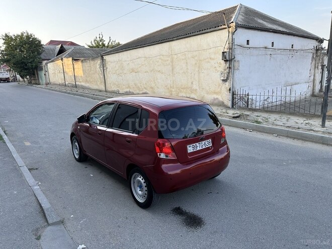 Chevrolet Aveo-7