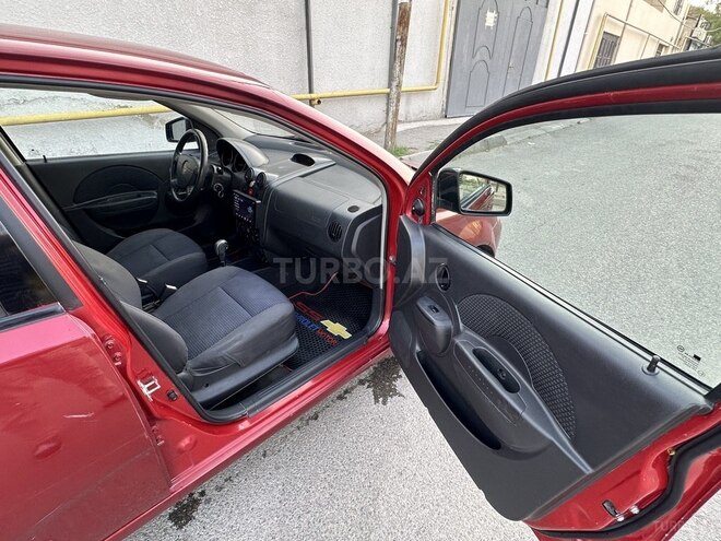 Chevrolet Aveo-9