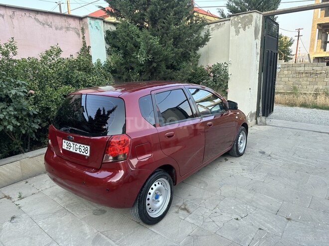 Chevrolet Aveo-5